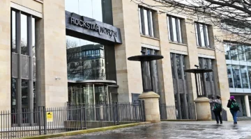 حادث غامض بالشركة.. مصير موعد إطلاق لعبة جي تي إيه 6 بعد الانفجار الأخير